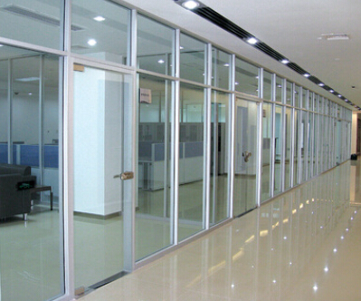 
                                    大連玻璃隔斷